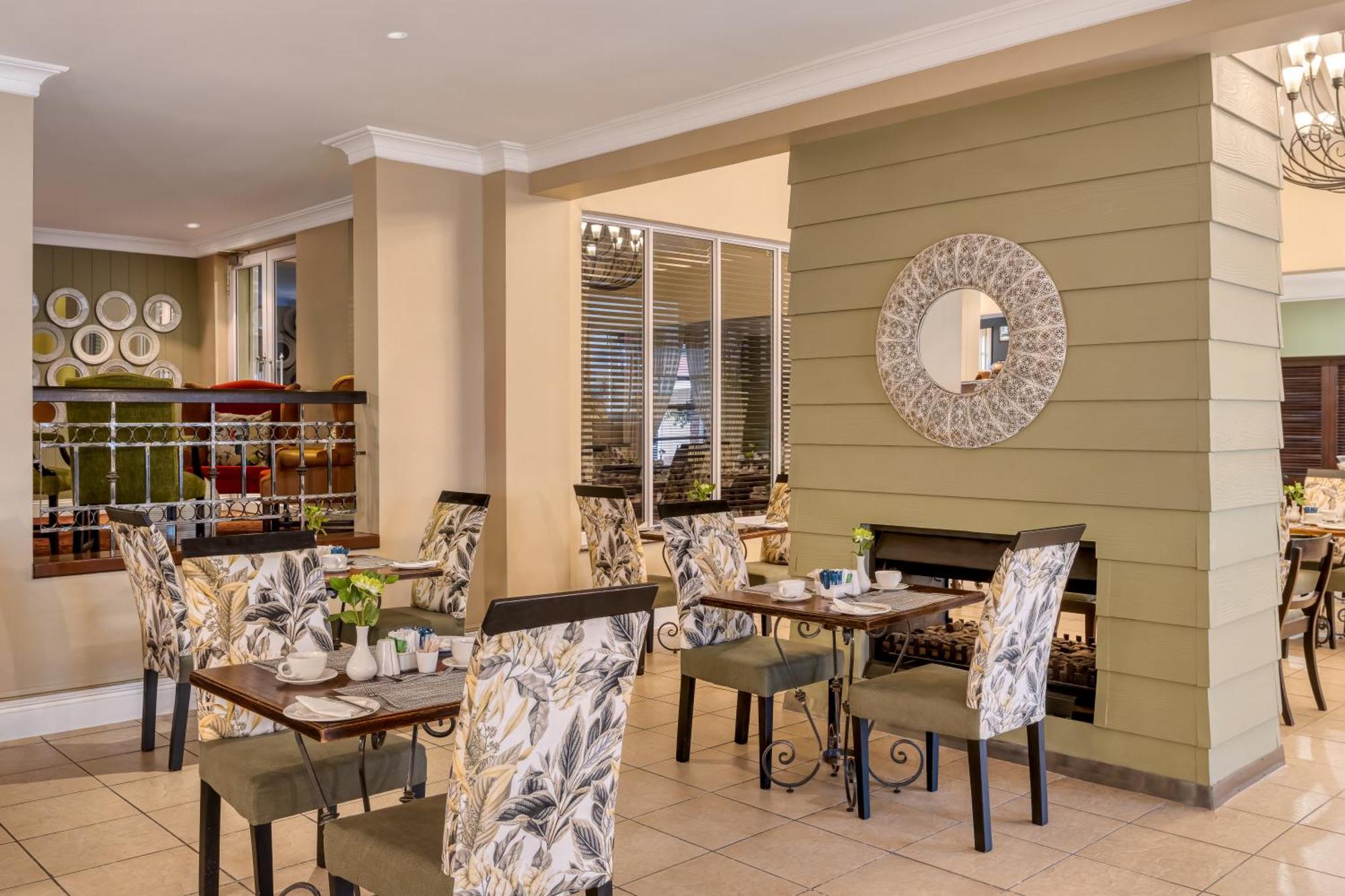 Protea Hotel By Marriott Nelspruit Mbombela Екстериор снимка