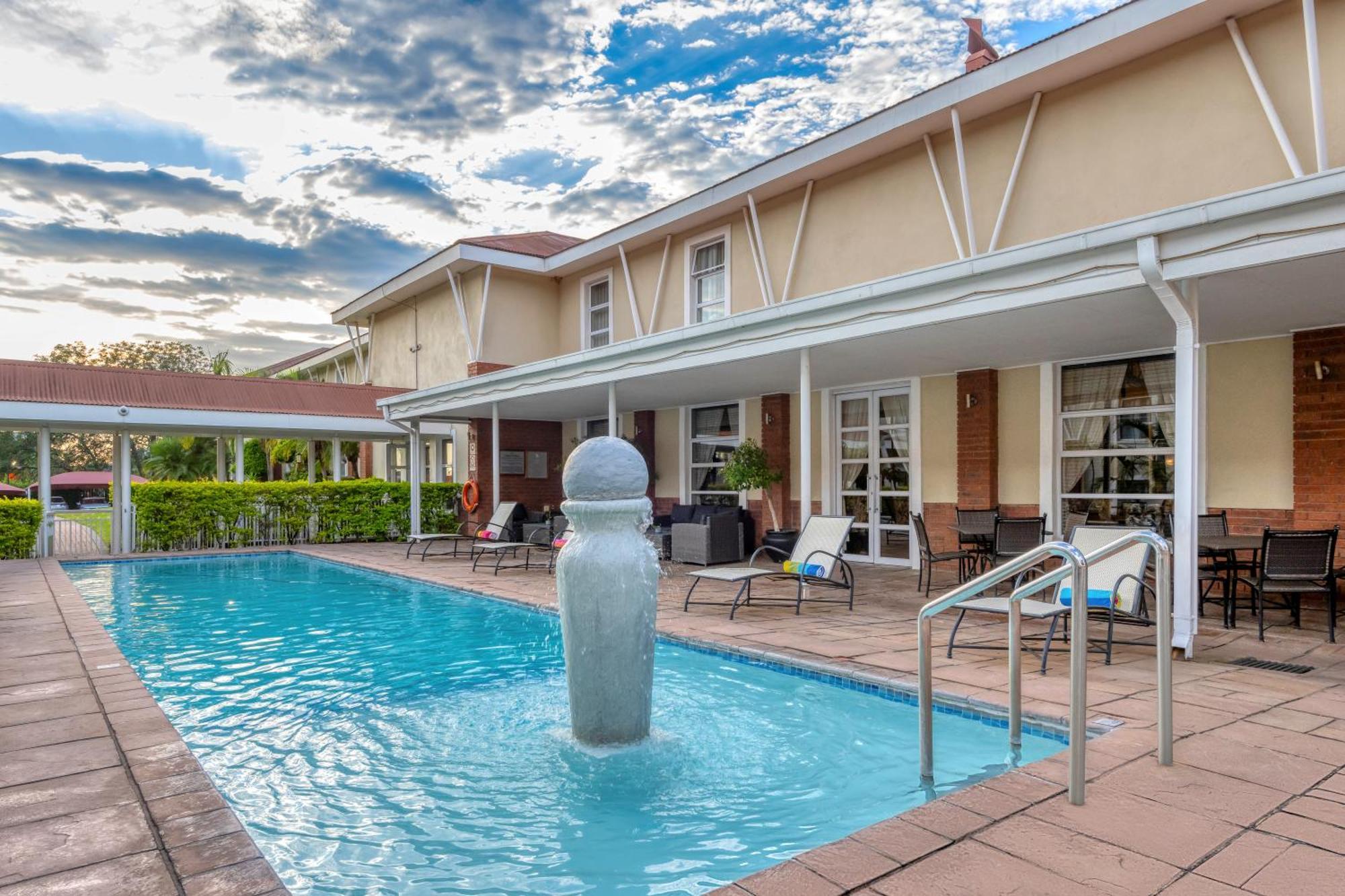 Protea Hotel By Marriott Nelspruit Mbombela Екстериор снимка