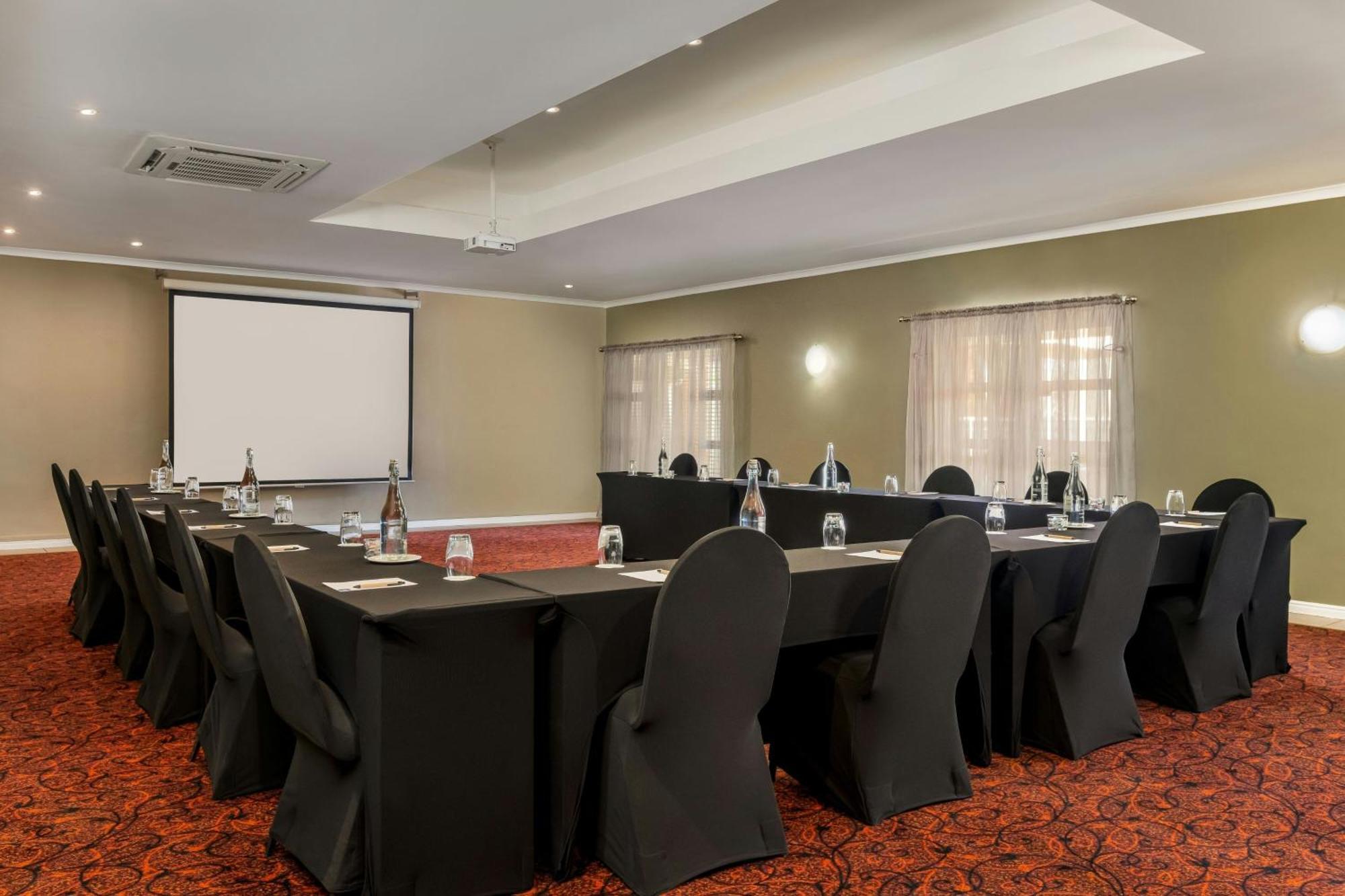 Protea Hotel By Marriott Nelspruit Mbombela Екстериор снимка