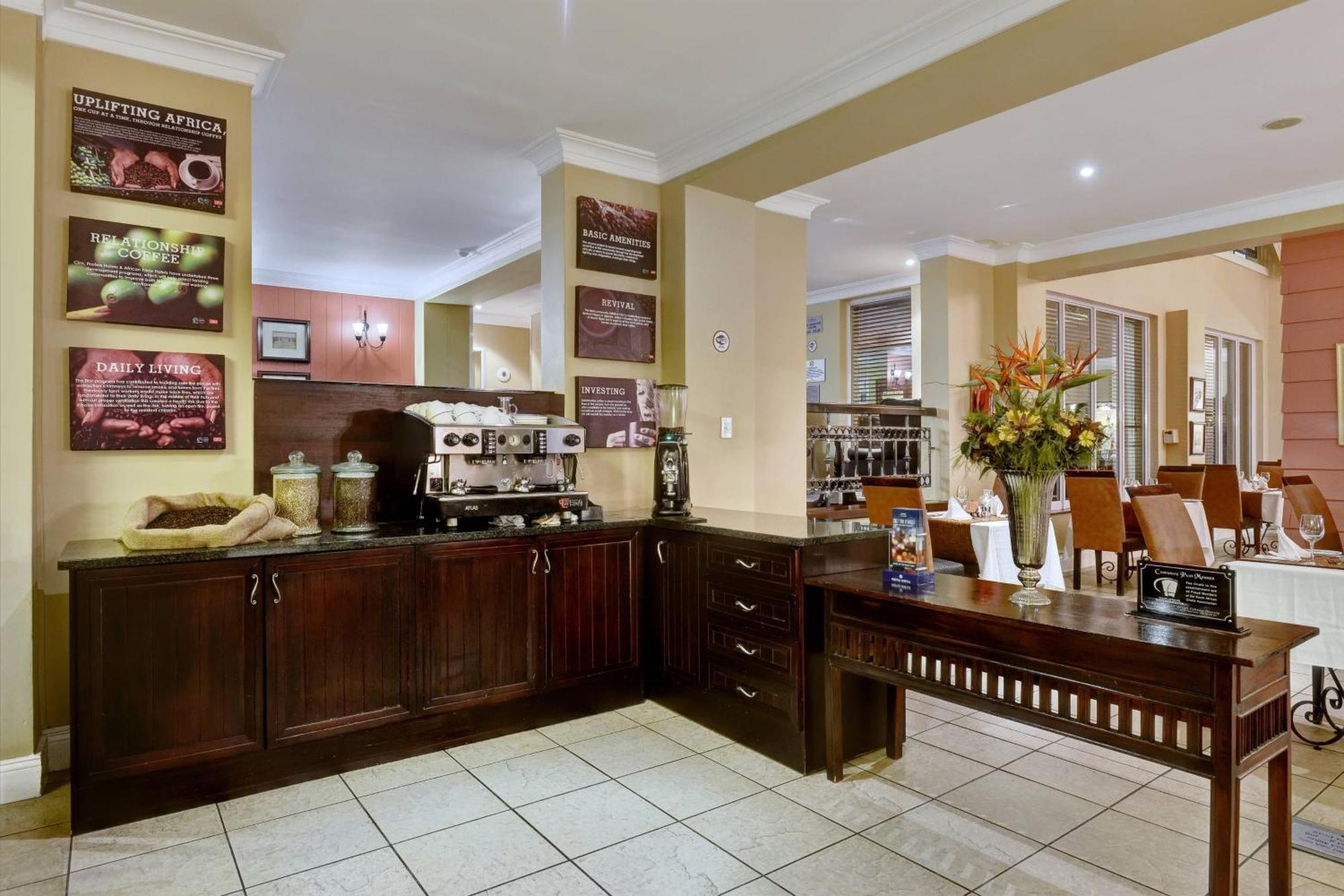 Protea Hotel By Marriott Nelspruit Mbombela Екстериор снимка