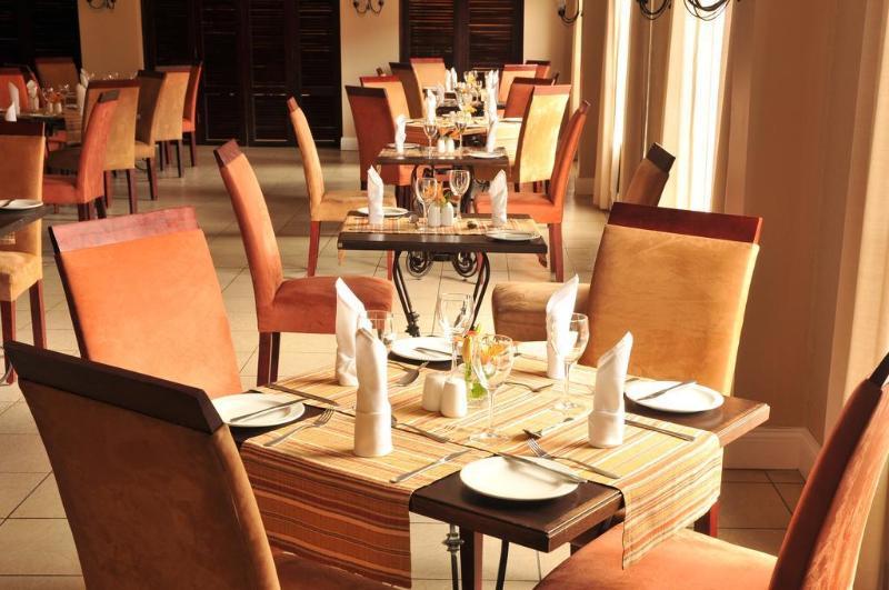 Protea Hotel By Marriott Nelspruit Mbombela Екстериор снимка